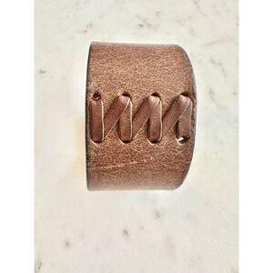 Brown color faux leather cuff bracelet ￼